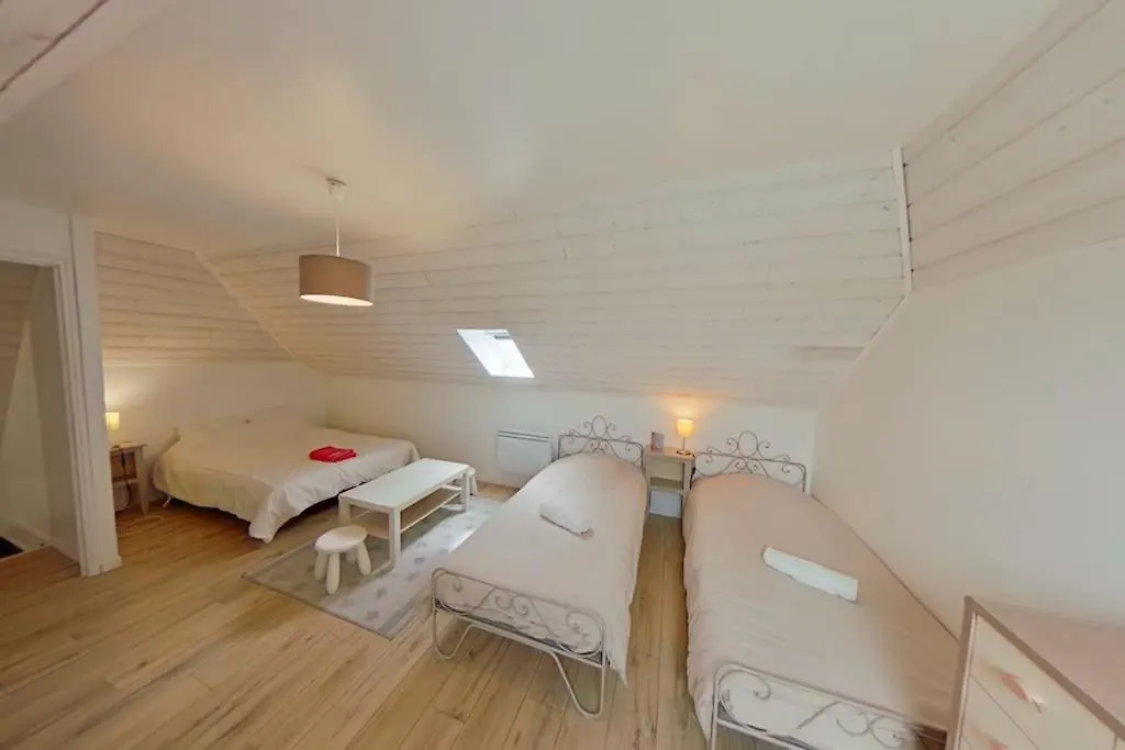 Holiday home Villa Moderne Et Familiale Sibiril France